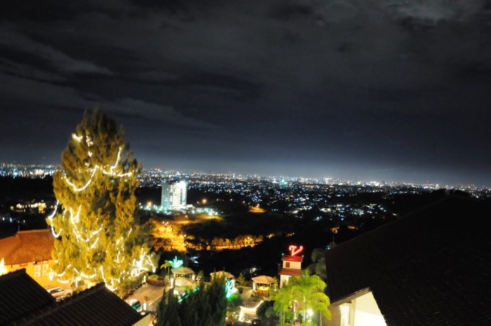 Wow! 7 Tempat di Bandung Ini, Paling Pas Untuk Menikmati Pemandangan Kembang Api dari Atas Ketinggian